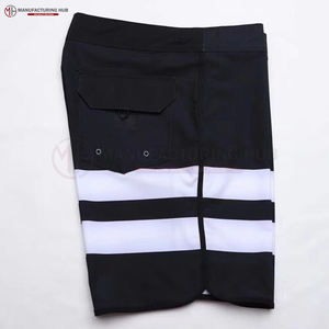 Pantalones cortos de gimnasio para hombre de alta calidad al por mayor con diseño de logotipo personalizado pantalones cortos de algodón pantalones cortos de gimnasio de cantidad simple informales negros - Product Image 2