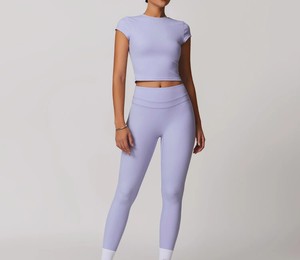 Ensemble de yoga respirant à taille haute pour femmes avec pantalon de yoga à taille élastique sans couture - Product Image 2