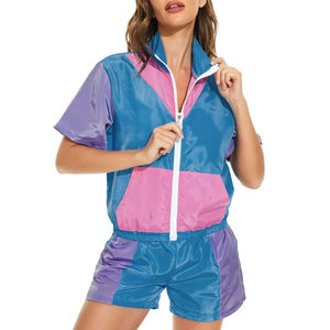 ชุดเซ็ตวินด์เบรกเกอร์ผู้หญิง 2 ชิ้น สีสันตัดกัน สไตล์เรโทรยุค 90s เสื้อแจ็คเก็ตแขนสั้นแบบซิป และกางเกงขาสั้น ชุดกีฬาลำลองสำหรับฤดูร้อน - Product Image 1