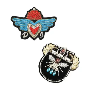 Broches de fil de lingot de nouvelle conception de meilleure qualité broches de fil de lingot en gros à bas prix belle broche ailes et abeille - Product Image 1