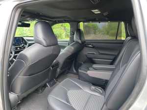 Toyota Highlander XSE 2021 Usada, Equipamiento Completo - Product Image 3