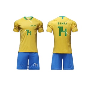 Ropa de equipo personalizada de poliéster 100% con logotipo, proveedor de uniformes de fútbol en Pakistán, novedad, uniformes de fútbol más vendidos - Product Image 2