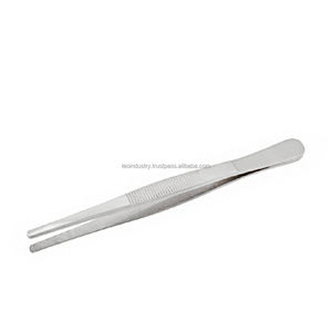 Ensemble de pincettes à sourcils en acier inoxydable noir et plat avec logo personnalisé de bonne qualité - Product Image 1