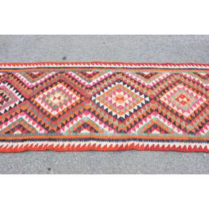 Alfombra Kilim Roja turca Vintage llamativa de 3,4X10,2 pies alfombra clásica de yute de área grande patrón de retazos respaldo de látex para uso en el pasillo - Product Image 3