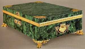 Malachite Boîte à bijoux en pierres précieuses semi-précieuses Vert Opulence Table murale Décoration intérieure - Product Image 6