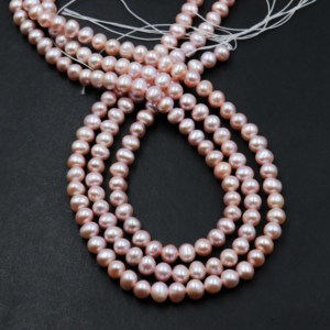 Perles en forme de pomme de terre lisses en perle rose magnifique, très vendues, 5-5,5 mm, qualité AAA+, pierres précieuses en gros pour la fabrication de bijoux - Product Image 2