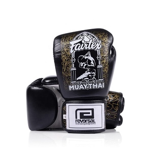 ราคาขายส่ง ถุงมือฝึกมวยไทย Fairtex พิมพ์ลายตามสั่ง OEM ผู้ขายชั้นนำจากปากีสถาน สำหรับการฝึกซ้อมและการต่อสู้คิกบ็อกซิ่ง - Product Image 1