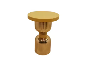 Mesa auxiliar chapada en oro Aluminio Calidad Premium Sala de estar exterior innovadora Latón Simple pero de Azora Industries - Product Image 1
