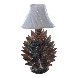 Lampe de table durable en papier mâché pour décoration intérieure de chambre à coucher - Product Image 1