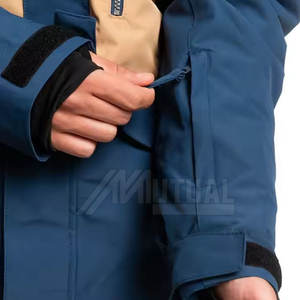 Venta caliente 2025 Chaqueta de ropa de nieve con logotipo personalizado Impresión con capucha Diseño a prueba de viento en diferentes colores - Product Image 2