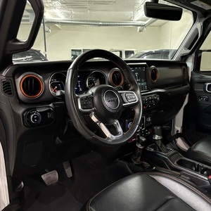 Excellent véhicule tout-terrain Jeep Gladiator Mojave 4x4 - Product Image 3