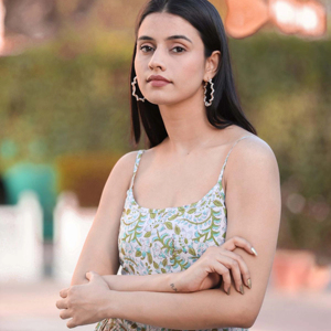 Vestido Midi de algodón 100% con estampado de bloque a mano y elegancia Floral Vintage, tirantes finos rectos transpirables para uso diario informal - Product Image 3