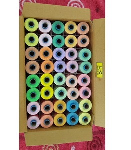 Fil de polyester filé portable de haute qualité pour la couture de vêtements de couture dans les applications textiles durables et solides - Product Image 3