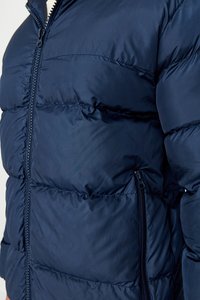 Chaquetas de Plumón Impermeables Personalizadas de Invierno Casuales al por Mayor con Logotipo Personalizado OEM de Moda para Hombre, Chaqueta de Invierno 2025 - Product Image 5