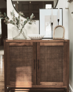 Armoire d'appoint en bois et rotin à 2 portes personnalisée en usine de 2025 Offre Spéciale - Product Image 1