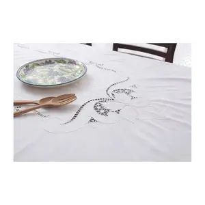 Nappe en dentelle brodée découpée sur mesure pour salle à manger, café, restaurant – OEM, ODM, faible MOQ, vente en gros directe usine - Product Image 6