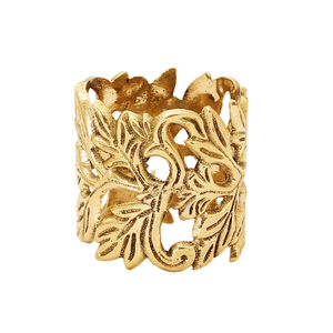 Anillo para Servilletas de Oro Martillado con Diseño Metálico Ancho Hecho a Mano para un Estilo de Mesa de Comedor Elegante y Moderno - Product Image 4