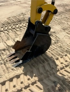 มัลติฟังก์ชั่นสวนขนาดเล็กไฮดรอลิรถขุดขนาดเล็ก 2020 CATERPILLAR 304E2 CR Mini Digger bagger เครื่องขุด 4 ตัน - Product Image 5