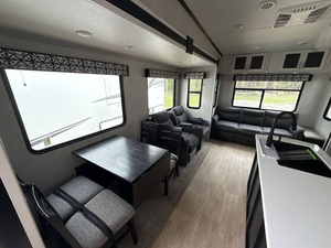 Camping-car d'occasion 2021 Foorest River Wildcat 336RLS - Product Image 4