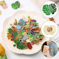Broches personnalisées en émail en gros, motifs dessin animé, plantes, fleurs, animaux, écologiques, faible MOQ, épingles de revers d'été, bijoux, cadeau, sac à dos