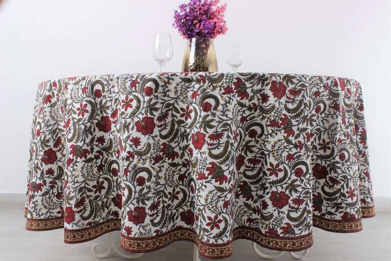 Prune mûre et vert armée