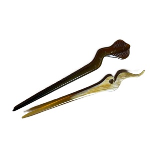 Bâtons de coiffure uniques en corne de boeuf pour les marchés haut de gamme Bâtons de cheveux en corne de boeuf fabriqués à la main pour accessoires de cheveux Accepter les personnalisations - Product Image 3