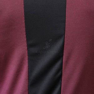 Camiseta Deportiva Transpirable Diseñada para Entrenamientos Intensos con Control de Humedad Rápido - Product Image 6