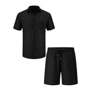 Ensemble de survêtements d'été minimaliste pour hommes: lignes épurées, poches zippées cachées et tissu léger - Product Image 4