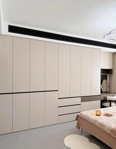 ארונות בגדים יוקרתיים בהתאמה אישית, ריהוט לחדר שינה, ארון בגדים מעץ לבית, ארון בגדים משולב לחדר שינה - Product Image 4