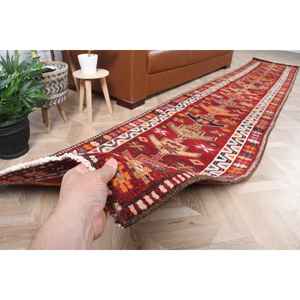 Alfombra Turca Vintage de 2.7x12.9 pies (82x394 cm), Alfombra Herki Roja Naranja con Plantas y Árboles - Product Image 3