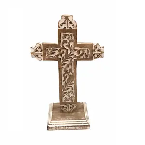 Croix sculptée autoportante en bois de mangue holy land
