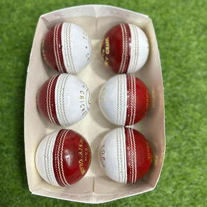 Pelotas de críquet duras de cuero rojo y blanco, personalizadas al por mayor, diseñadas para práctica intensa, gran venta. - Product Image 2