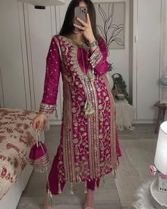 ผ้าจอร์เจียแบบหนาปักลายแซนวิชและงานลำดับแซนวิชแบบเต็มแขนเสื้อและกางเกงมีงานตัดและงานขอบลูกไม้ - Product Image 2