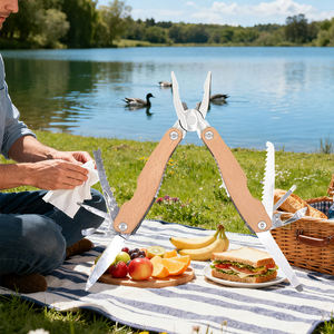 Multiutensile 15 in 1 per Campeggio e Sopravvivenza, Pinze Multifunzione Portatili con Manico in Legno - Product Image 5