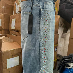 Shorts d'été pour hommes à la mode urbaine très demandés, avec strass, design brillant, confortables et décontractés - Product Image 3