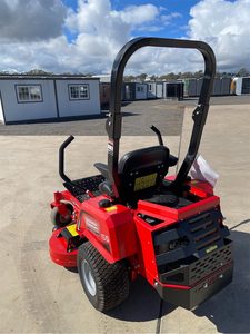 Tondeuse à gazon professionnelle de qualité industrielle, diesel 2 temps, 125 cm³, Toro TurfMaster, 30 pouces, commerciale, à conducteur marchant, avec contrôle par application - Product Image 1