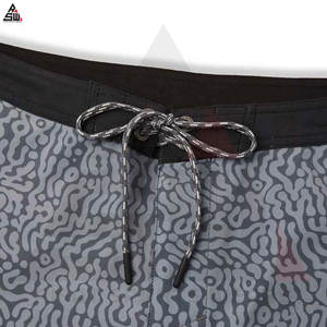 Short d'entraînement pour hommes design personnalisé Shorts à sublimation Shorts pour enfants de qualité supérieure Shorts à sublimation avec impression à la mode d'été - Product Image 3