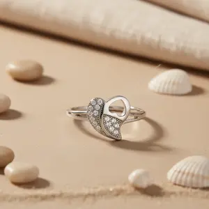 แหวนรูปหัวใจประดับเพชรพลอยคิวบิกเซอร์โคเนียแพลตตินัมสำหรับผู้หญิง-น่ารักและทนทาน - Product Image 1