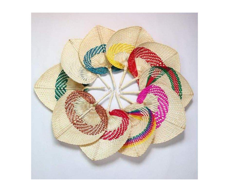 สีเหลือง