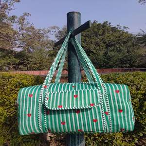 Sac de sport de luxe spacieux avec fermeture éclair, grande capacité, imprimé Rajasthani, rembourré, matelassé à la machine, pour le yoga, la salle de sport, les voyages, l'usage quotidien - Product Image 3