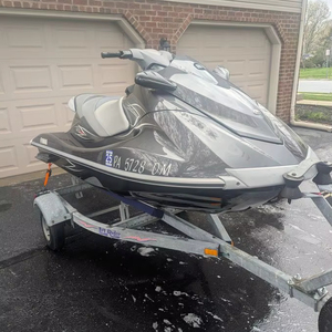 Yamaha WaveRunner VX Deluxe 2013, 4 Tiempos, 3 Asientos, 4 Cilindros, <115hp, 3.1M de Largo - Product Image 1