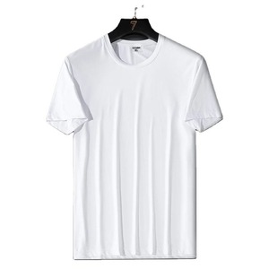 Vente en gros de t-shirts vierges personnalisés en coton à manches courtes tricotés doux pour hommes, tenue décontractée quotidienne fabriqués au Pakistan - Product Image 3