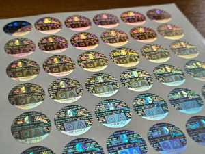 Etiquetas Adhesivas Holográficas Redondas P4 de Diseño Personalizado Digiteltech para Embalaje - Product Image 2