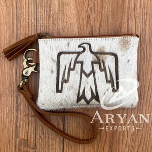 Haute vente 2024 peau de vache gravé au Laser Thunderbird gland pochette à glissière en cuir véritable femmes bracelet multifonctionnel portefeuille - Product Image 1