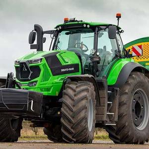 Tractor Deutz Fahr de alto rendimiento con motor diésel y sistema 4WD de servicio pesado para un trabajo agrícola y de labranza eficiente - Product Image 6