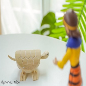 2025 cadeau de noël à la mode sculpté à la main en bois massif tortue Statue chanceux tortue Figurine pour la décoration intérieure bois artisanat et panneaux muraux - Product Image 2