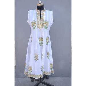 Túnica informal sin mangas para mujer, con estampado floral túnica, bloque de mano indio, kurti, última colección, para fiesta, fabricante al por mayor - Product Image 4