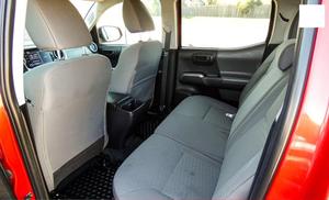 ใหม่/มือสอง ปี 2023 สำหรับ Tacoma เบนซิน ขับเคลื่อนล้อหน้า ล้อแม็ก R20 เกียร์อัตโนมัติ เบาะหนัง ไฟ LED กล้องมองหลัง 360 องศา - Product Image 5