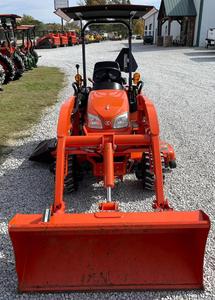 23HP KUBOTA B2320 MINI TRACTEUR FERME AVEC DES OUTILS POUR VENDRE - Product Image 4
