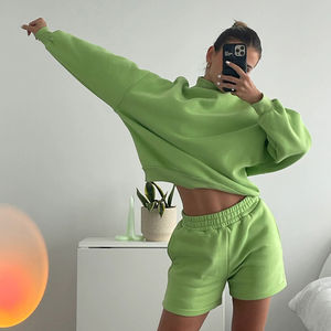 Short de gym OEM personnalisé de marque privée ensemble de sweats à capuche pour femmes court haut court confortable sweats à capuche unis - Product Image 4